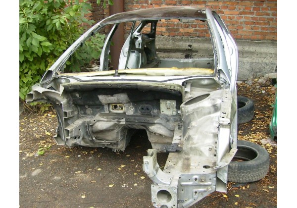 кузов, частини Peugeot 407 SW,пороги, стійки кузовні,лонжерони